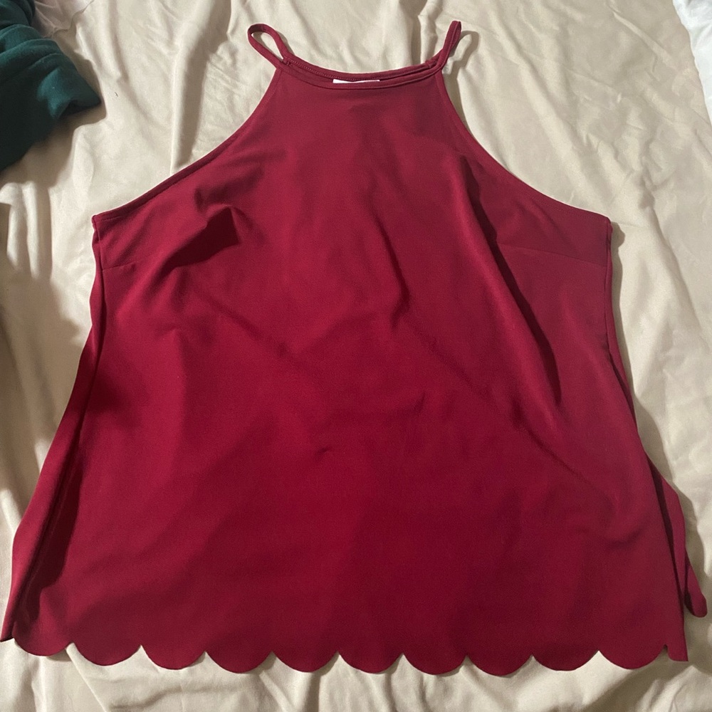 NWT scalloped edge halter tank top with open back